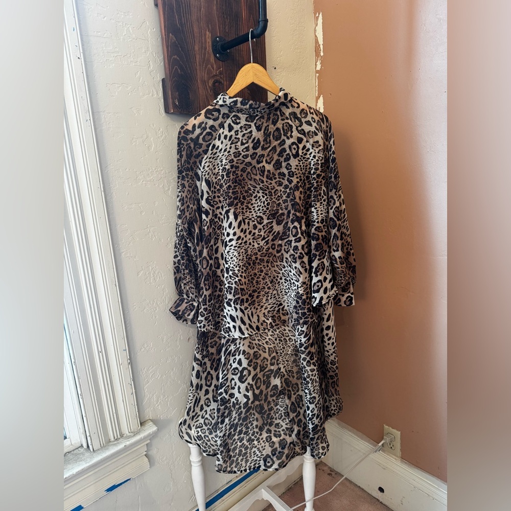 Leopard Print Sheer Button-Up Tunic - Picture 3 of 3